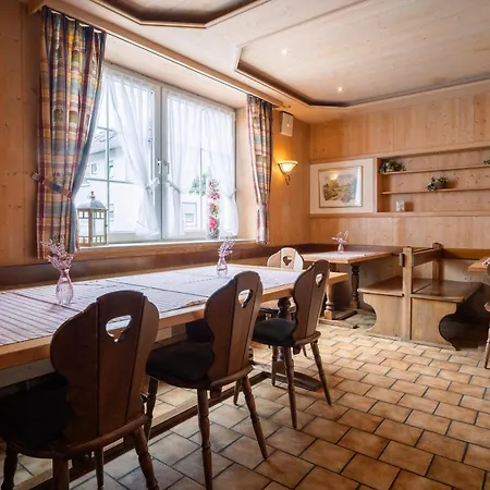 Landgasthof Krone Zajazd Offingen